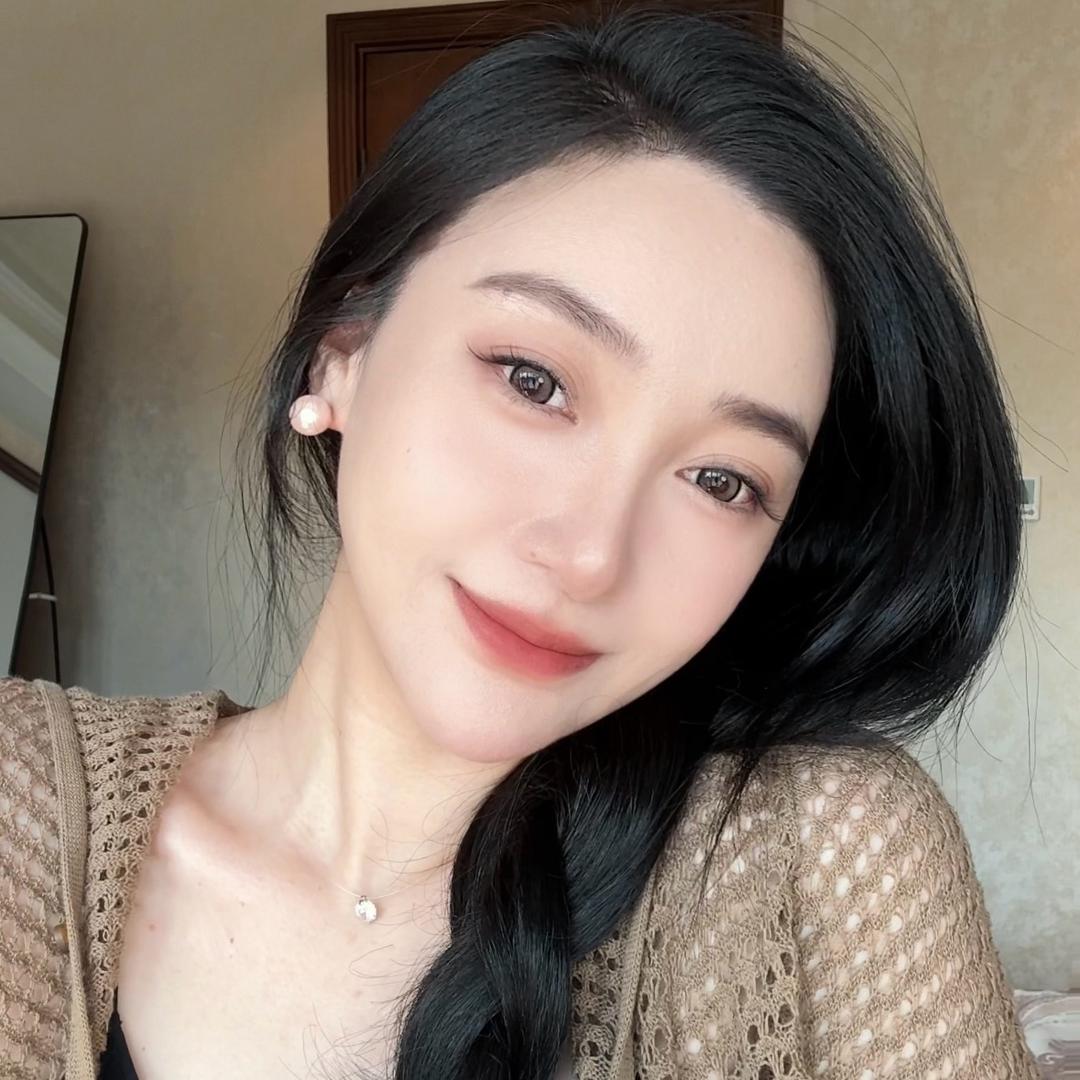 刁小月