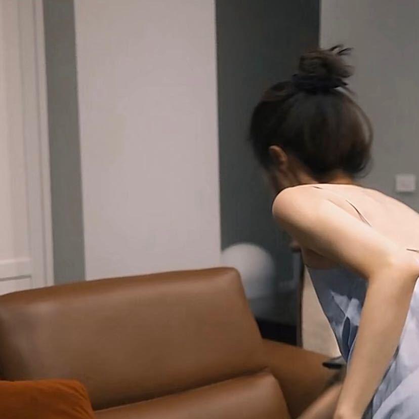 ·ZHANG.