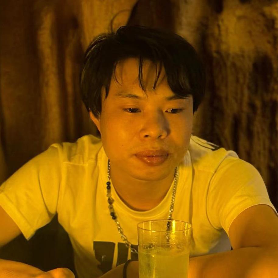 阿龙