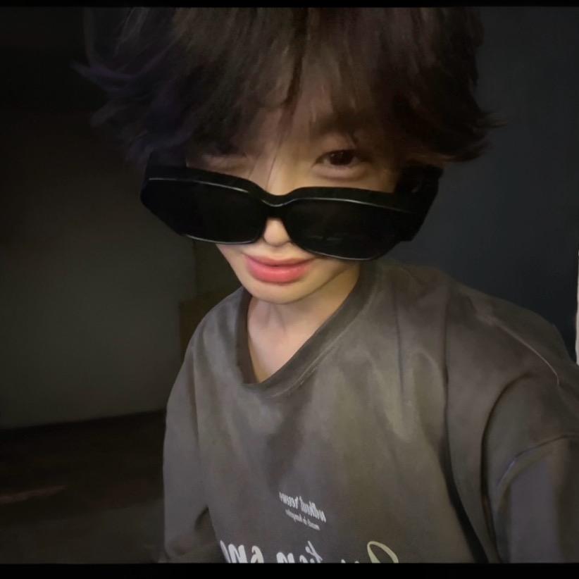 小小y
