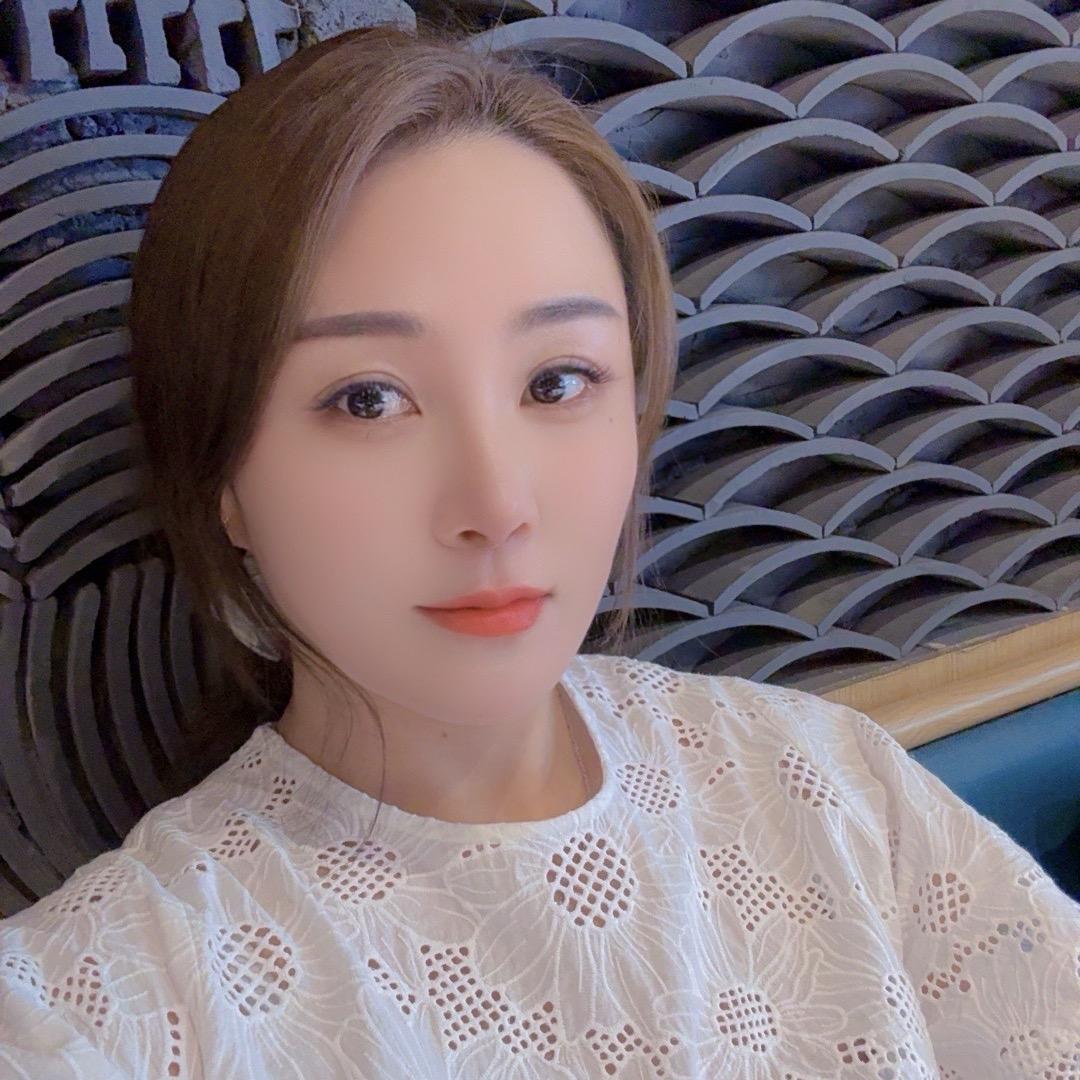 莹莹呀@