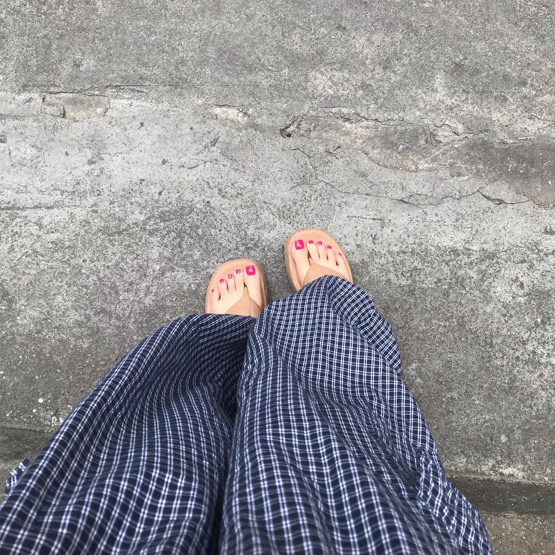 姨姨钟爱人字拖🩴