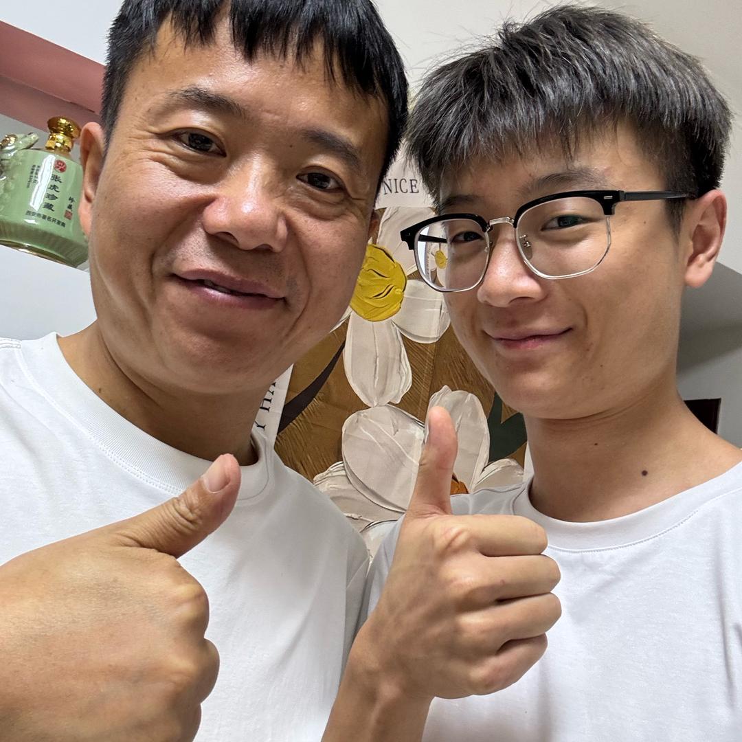 阿豪（虎子团队*本市著名开发商）