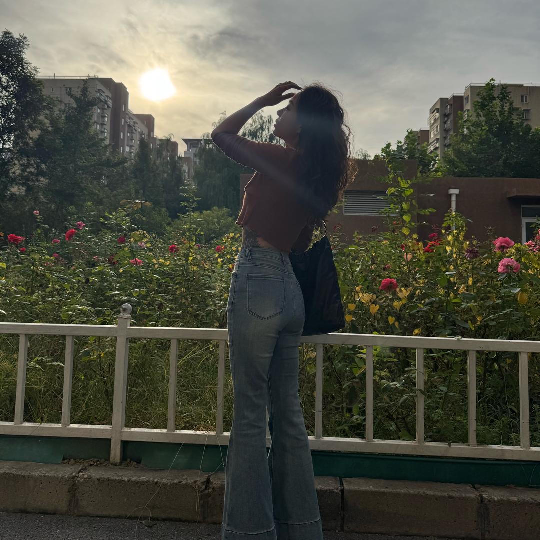 爱喝中药的小姜