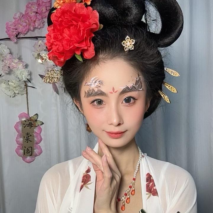 张婉棠（首播晚10:27）