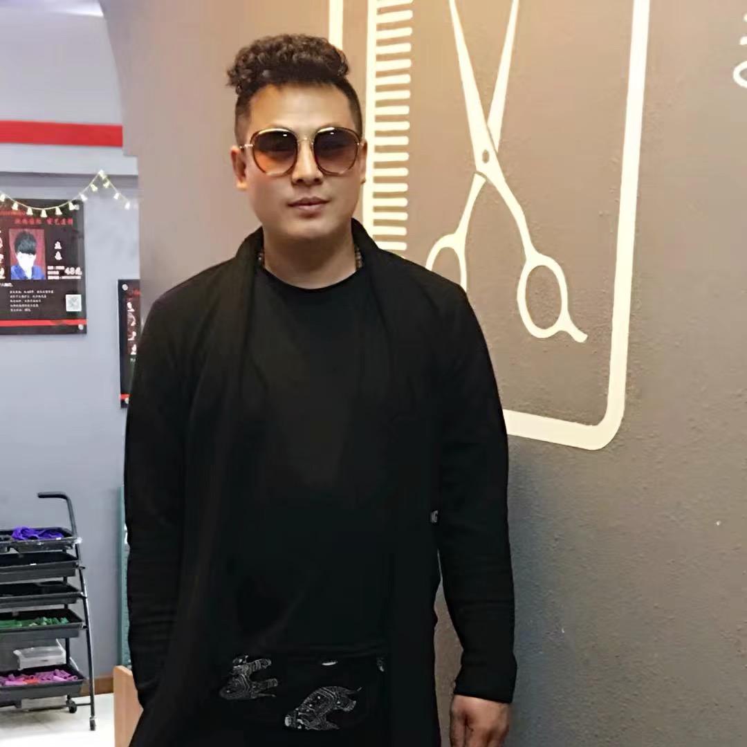 泊头理念造型财哥