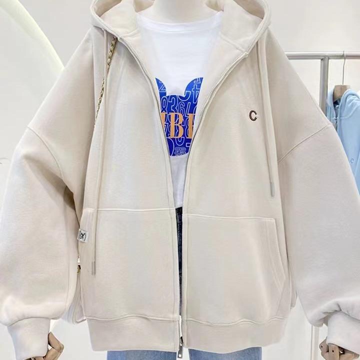 HY+服装店