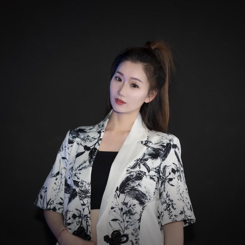 蒋中中(益阳 明清古巷)