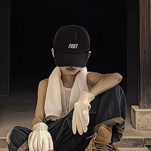 𝑸𝒊𝒂𝒏𝒈⋅ 𝑳  🎭