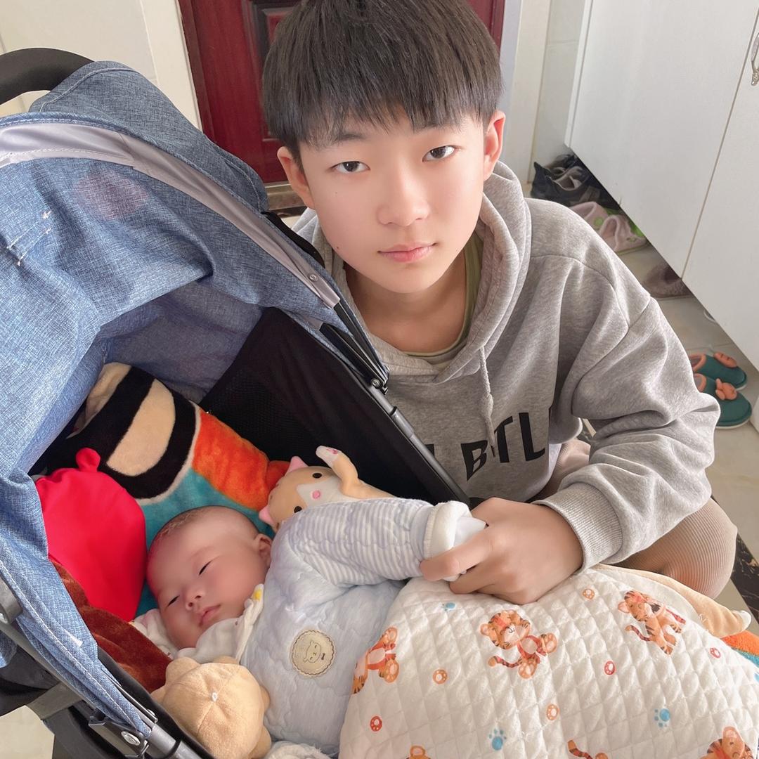 楠楠