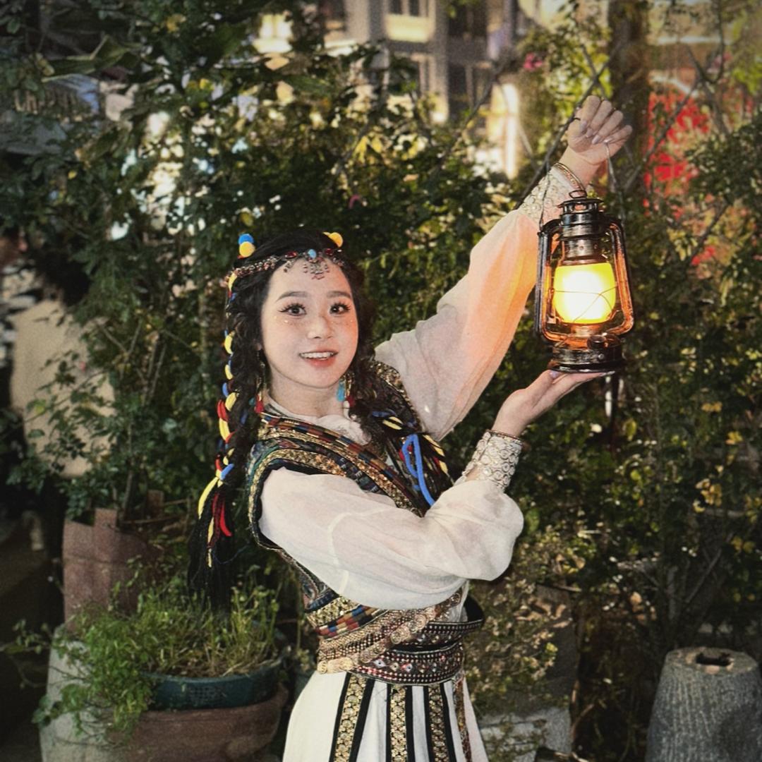 石头喜欢ci榴莲