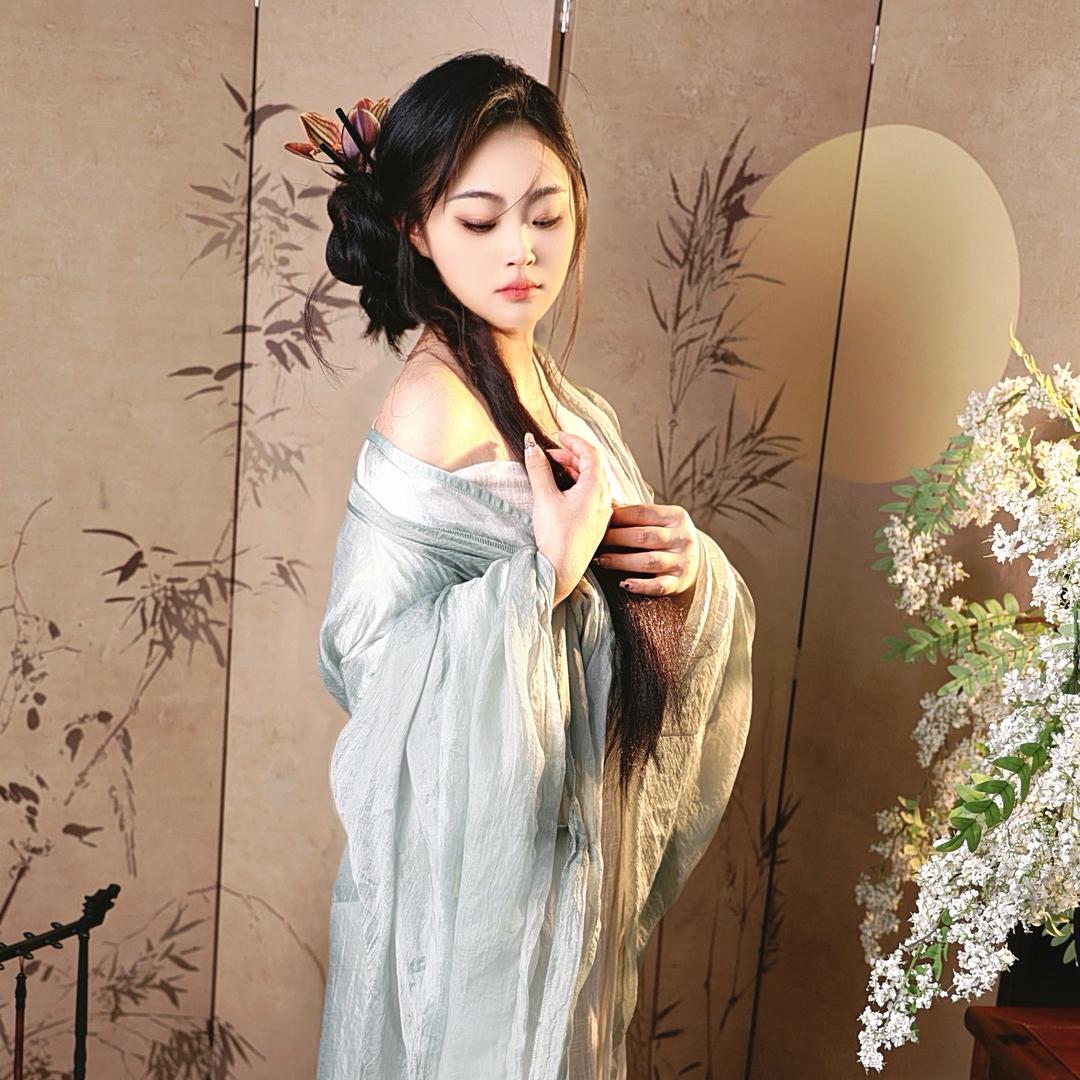 小蕊有点困🍂