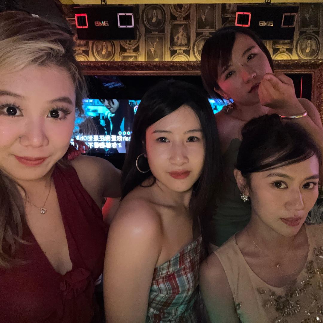 苏麻美卉子