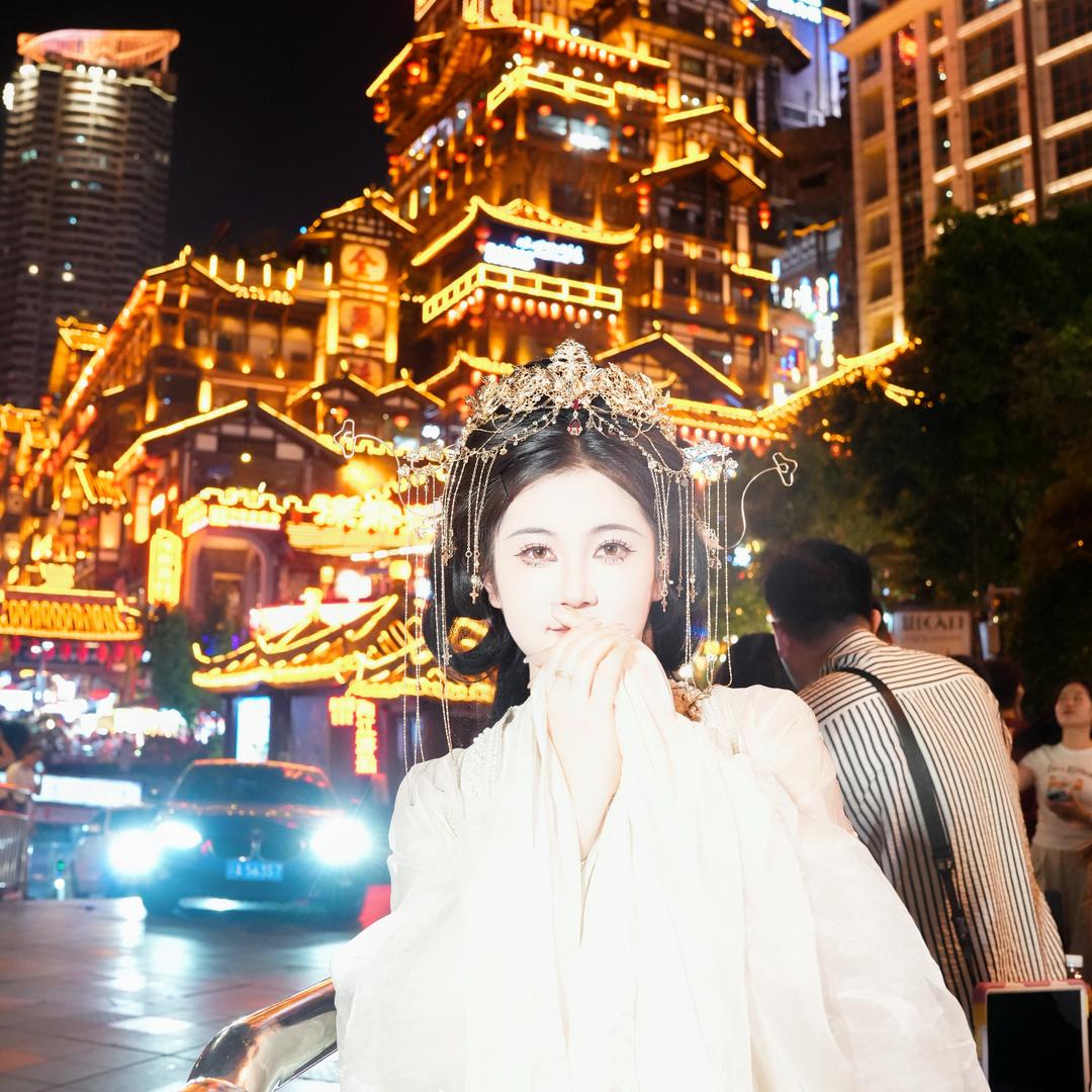 👾👾👾👾👾👾👾👾👾