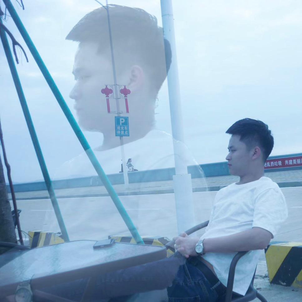 忆南
