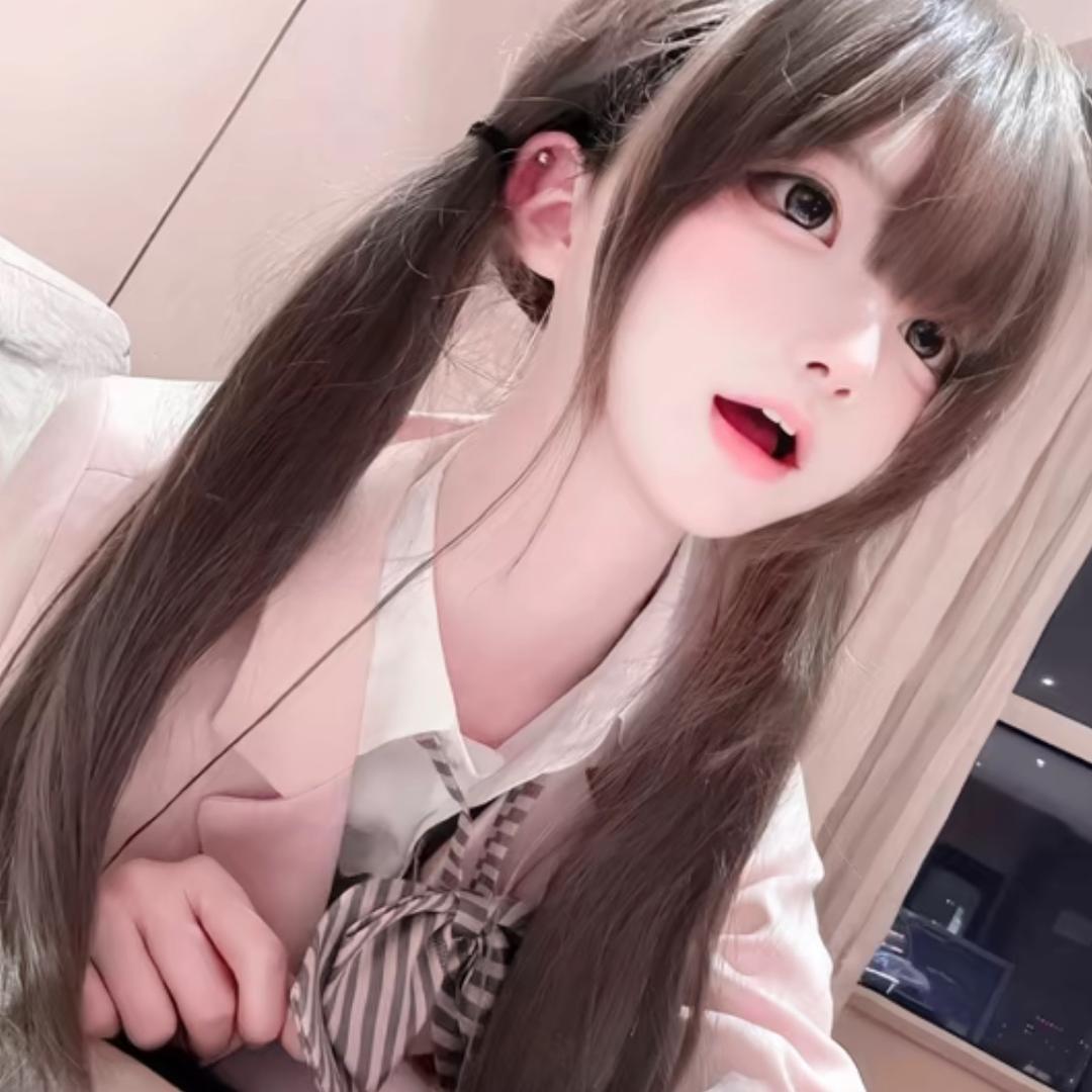 自称为拌饭酱的毒舌魔法使