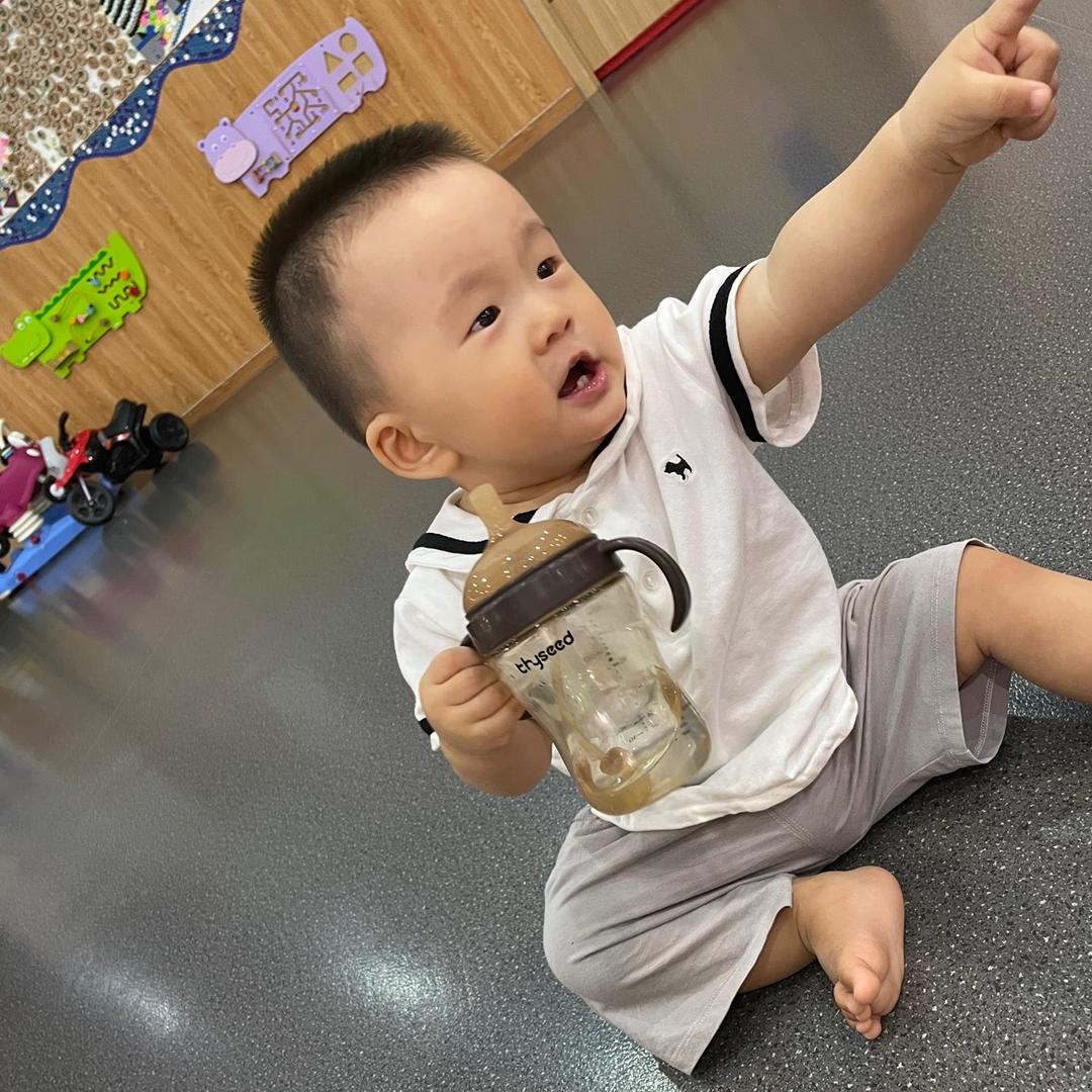 小小邵