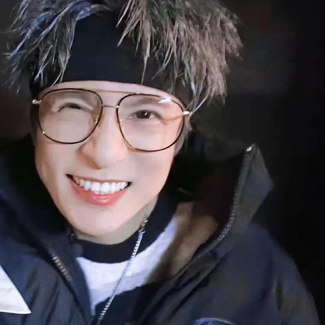 坚强小陈最坚强