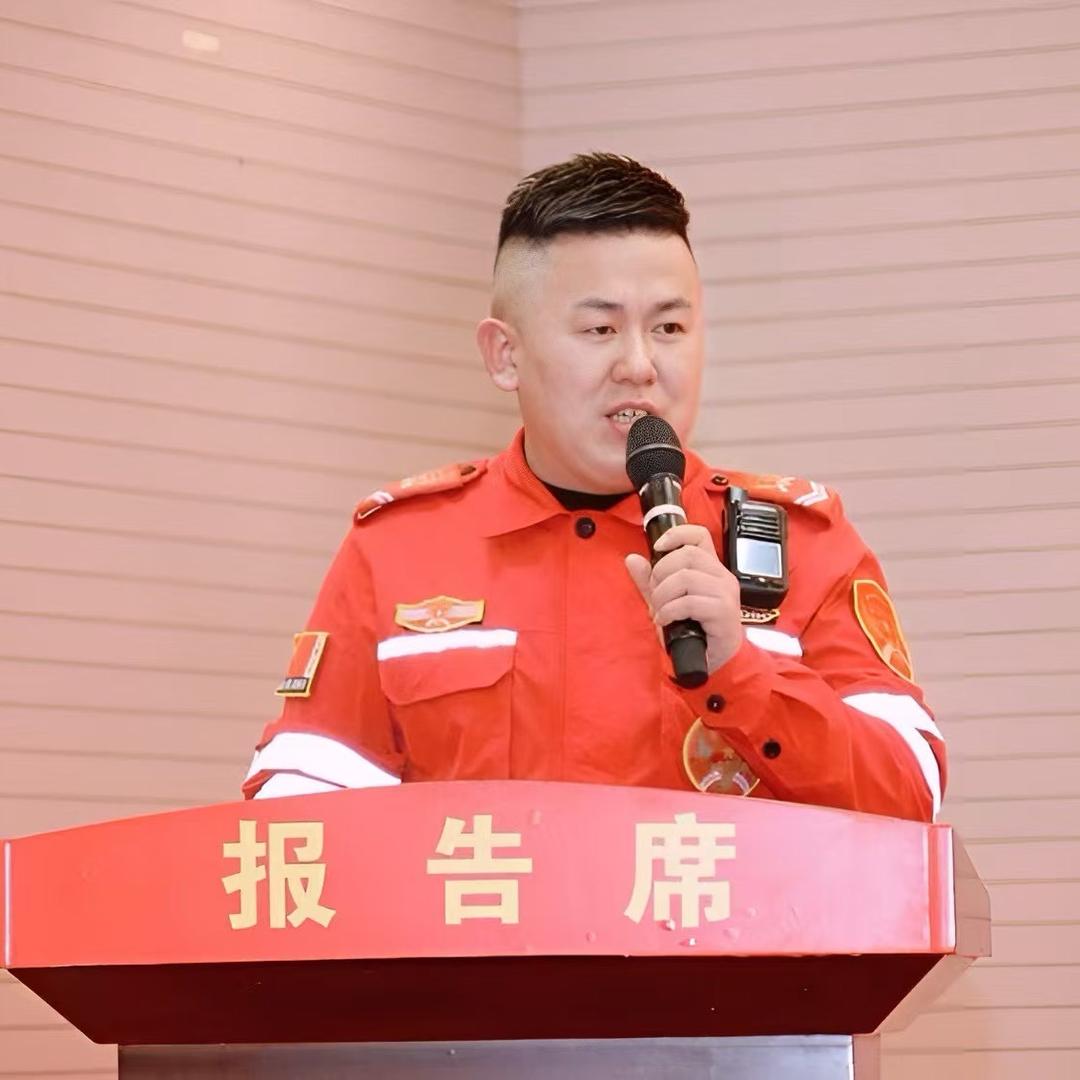 罗事剧大老表（卓博教育常务校长）
