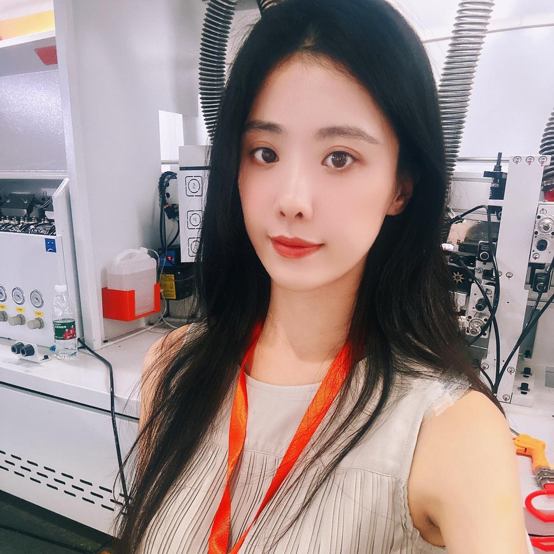 斯比特封边机静静