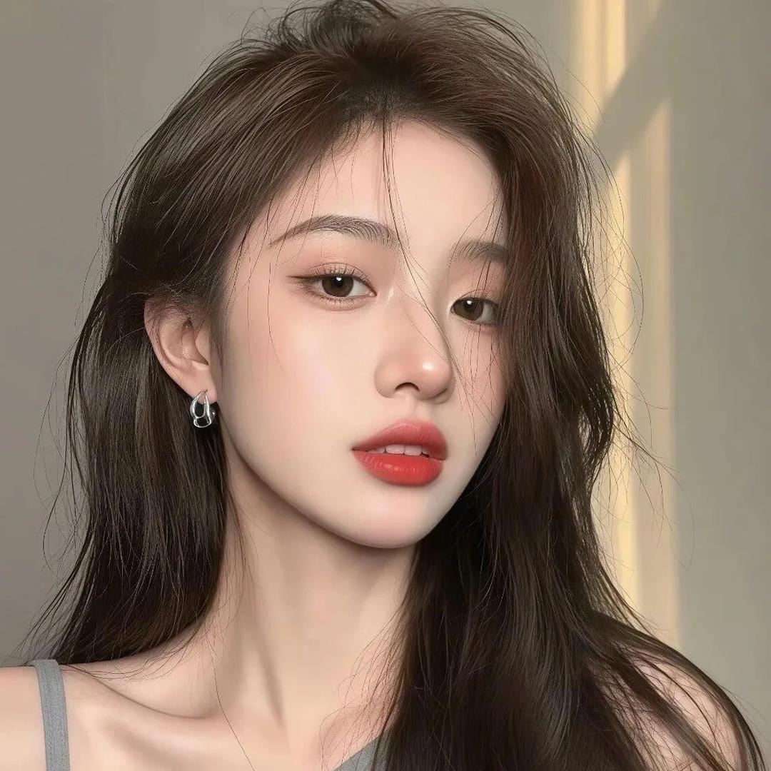 卯尼贸易主播小峰