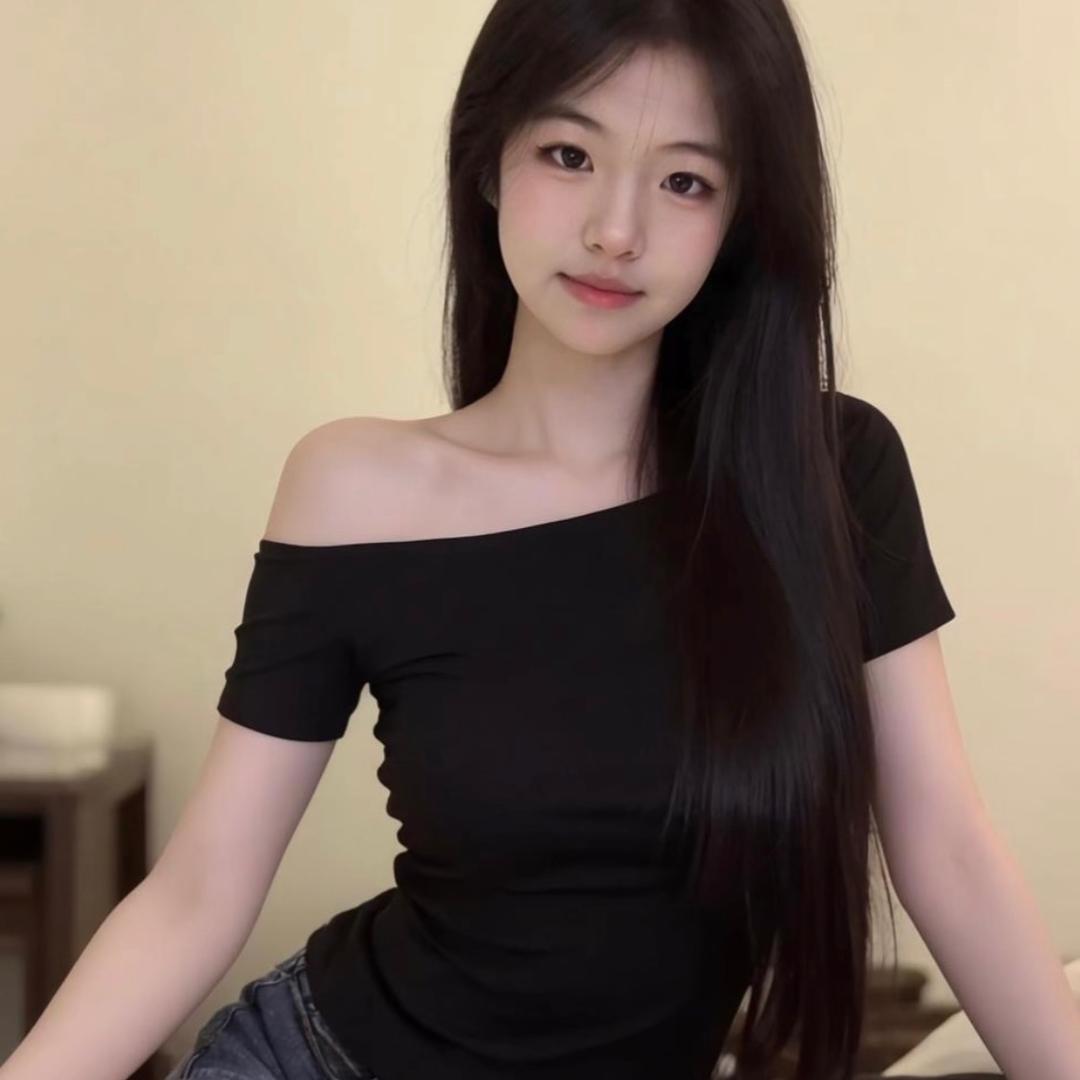 雅雅（没大哥 拼命播）