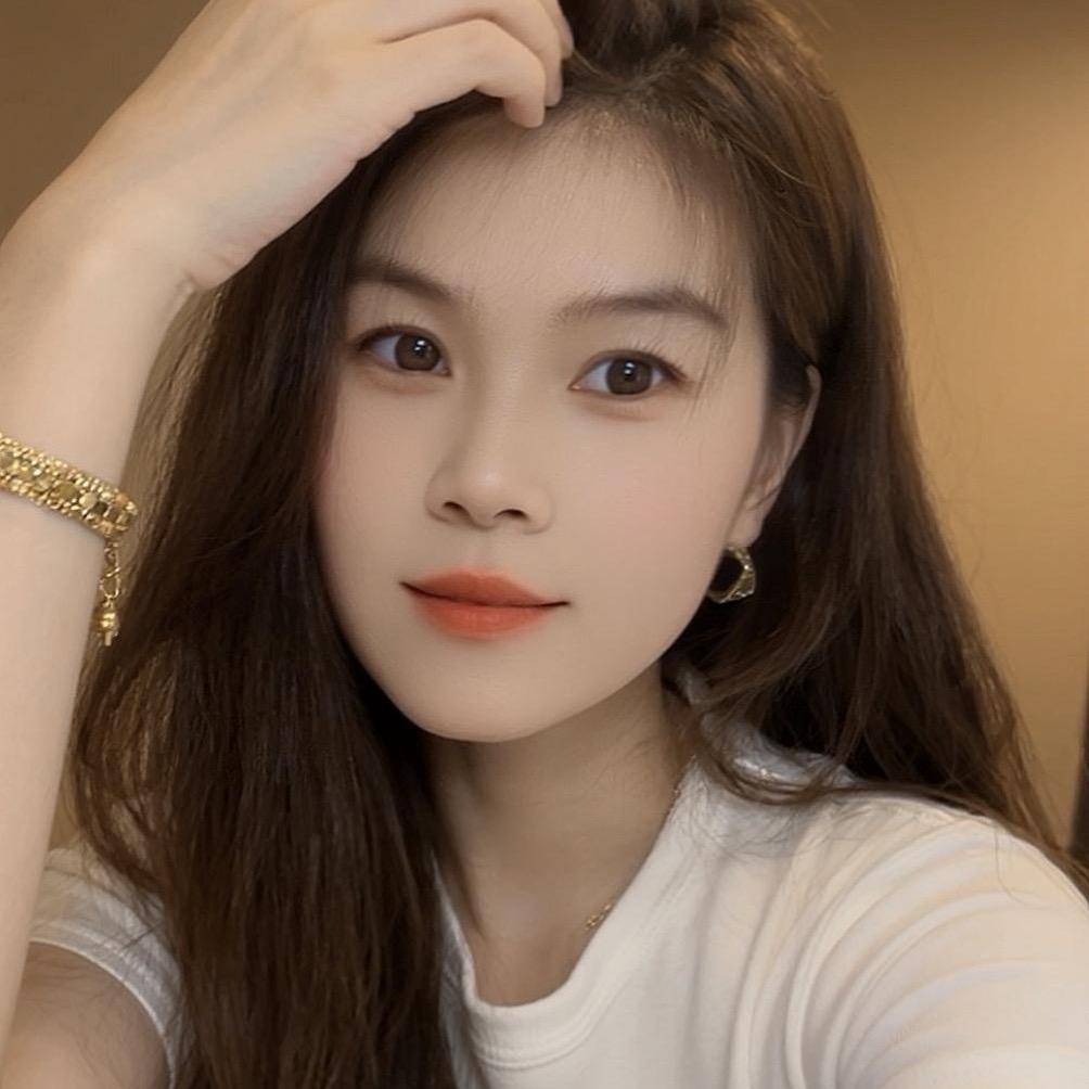 爱跳舞的小月