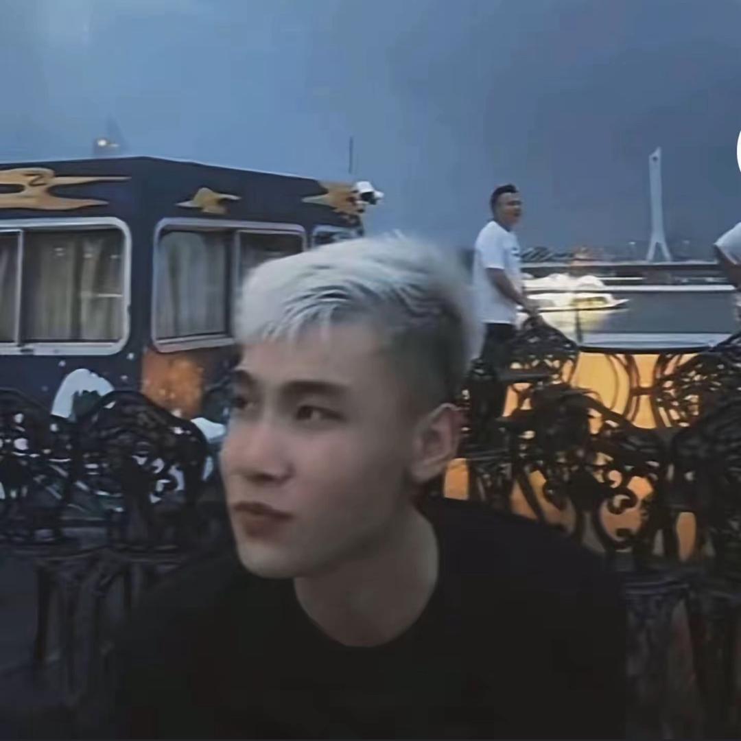 徐长卿