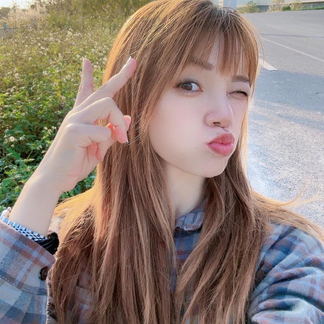 👀啦啦