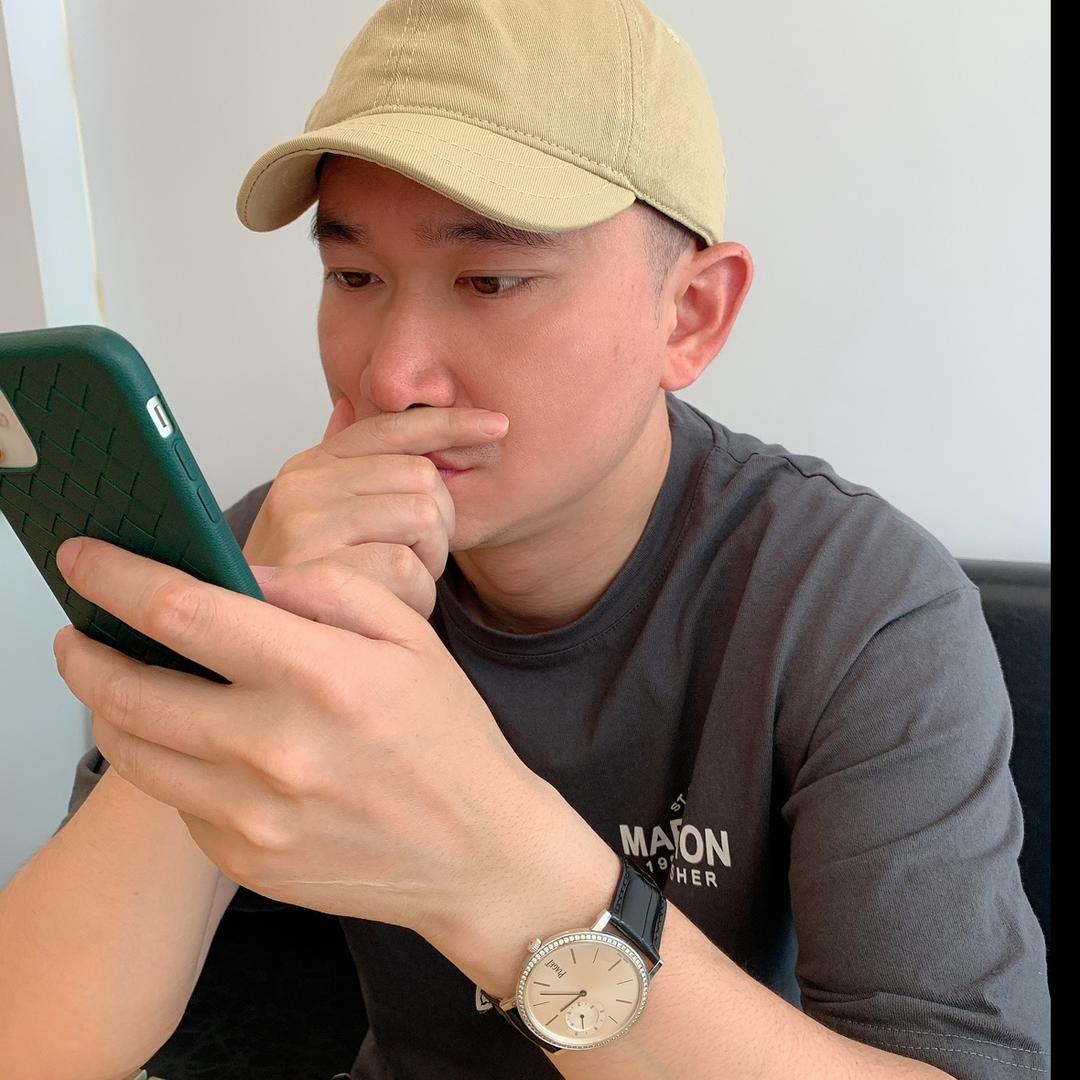 铂丽名品.徐笑长