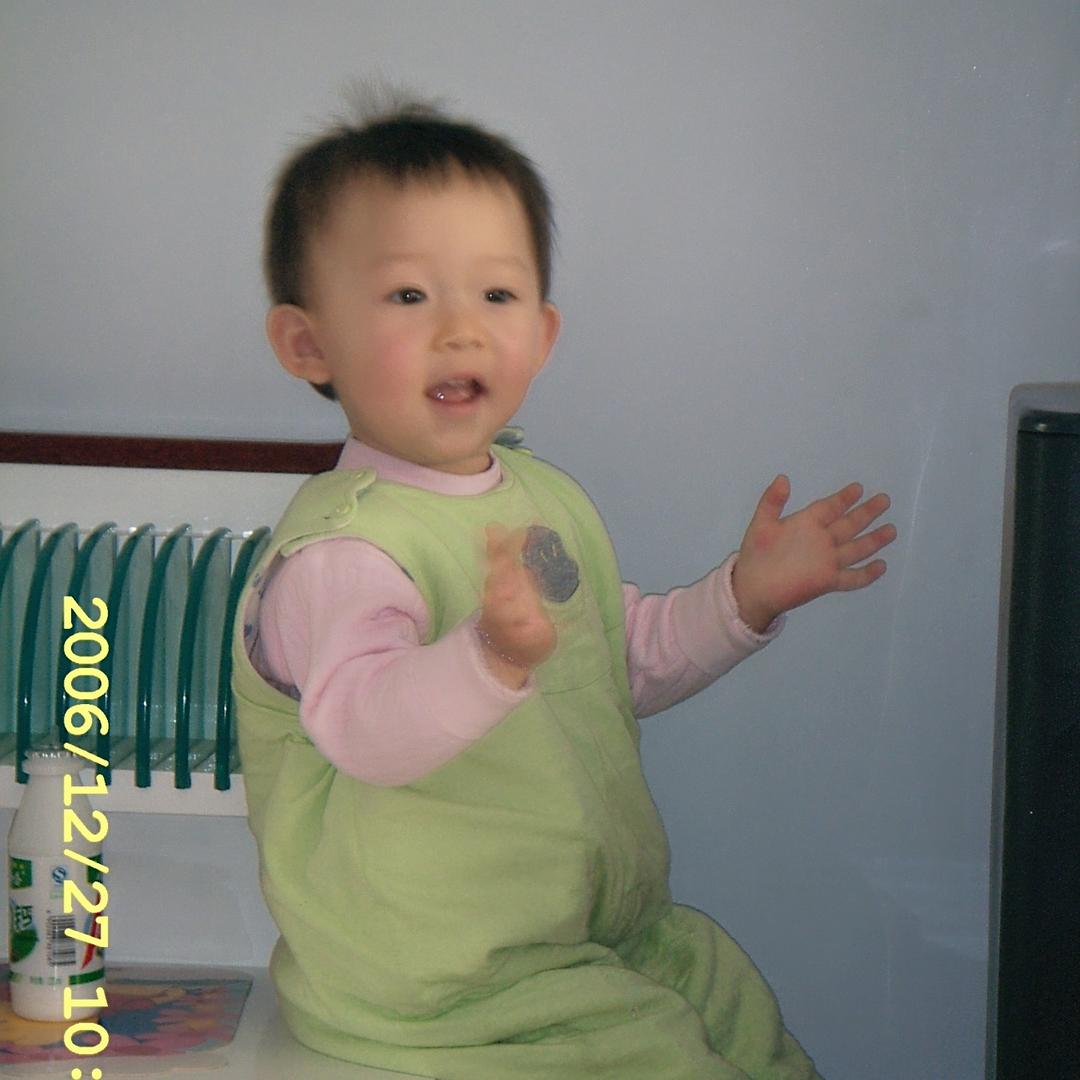歪歪兔.