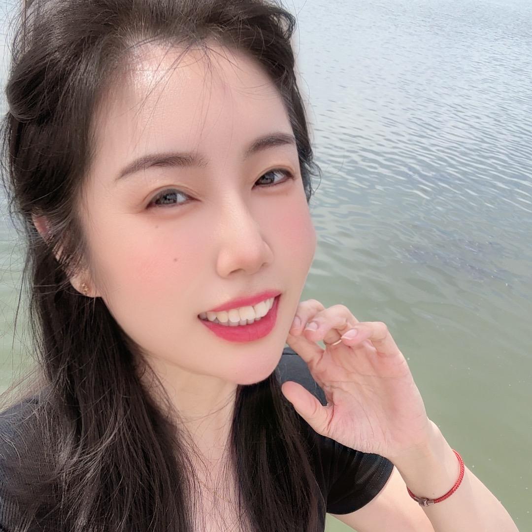 丽丽