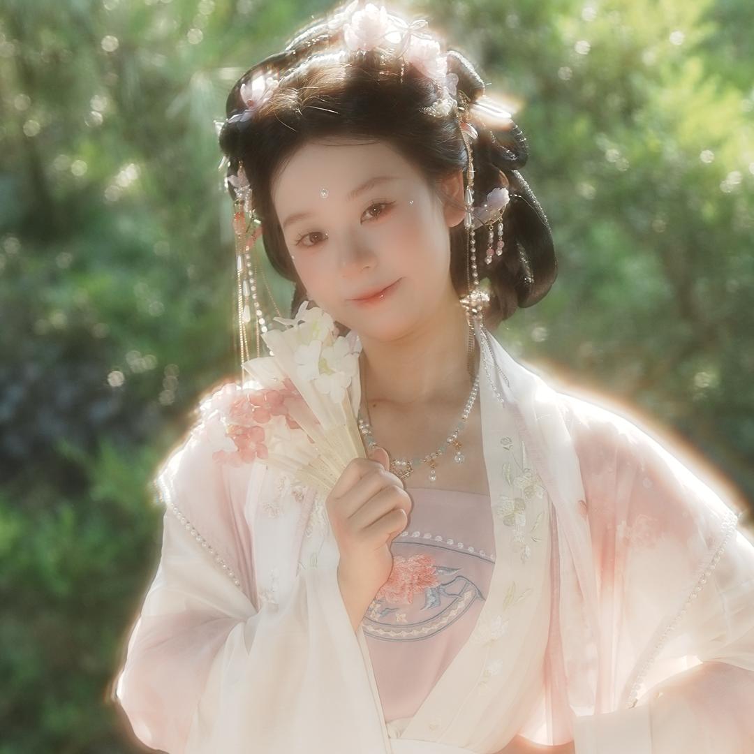 努力变成大美女