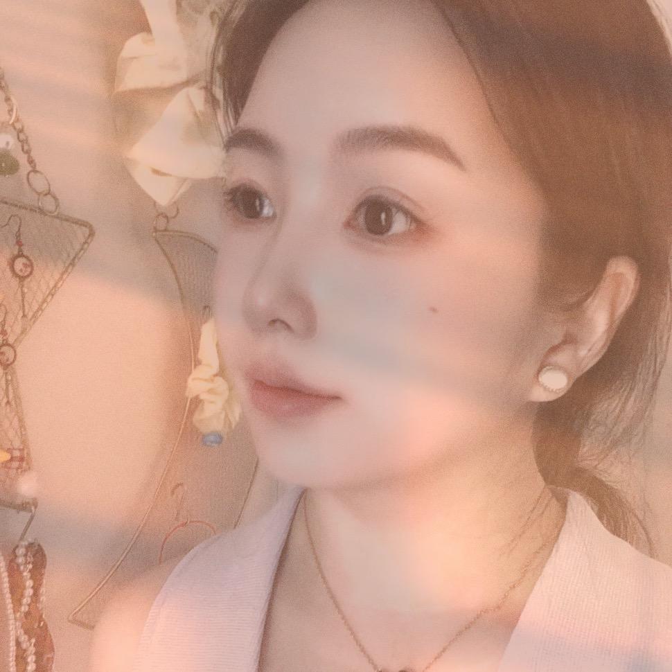 🌻买花载酒🐳