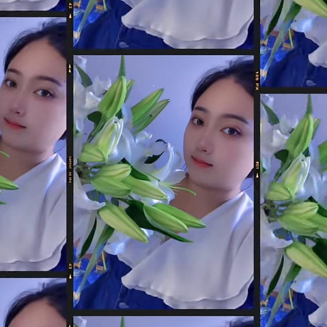 (勐捧).  小杨花艺。