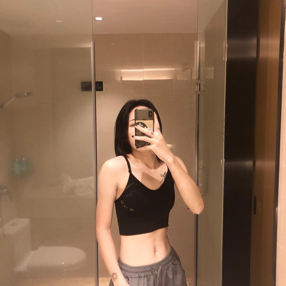 抱抱薇