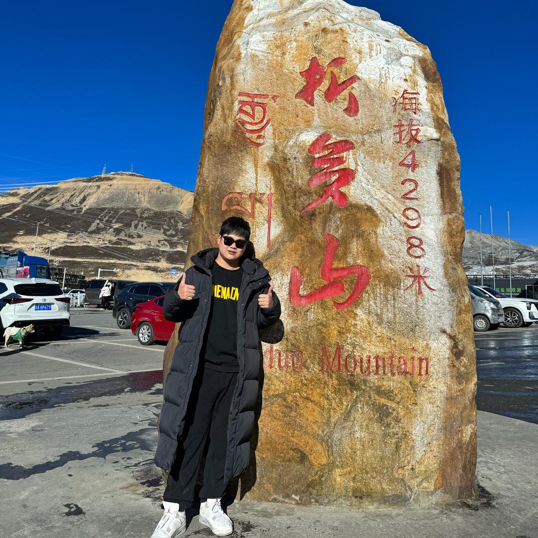 成都旅游顾问—小冉