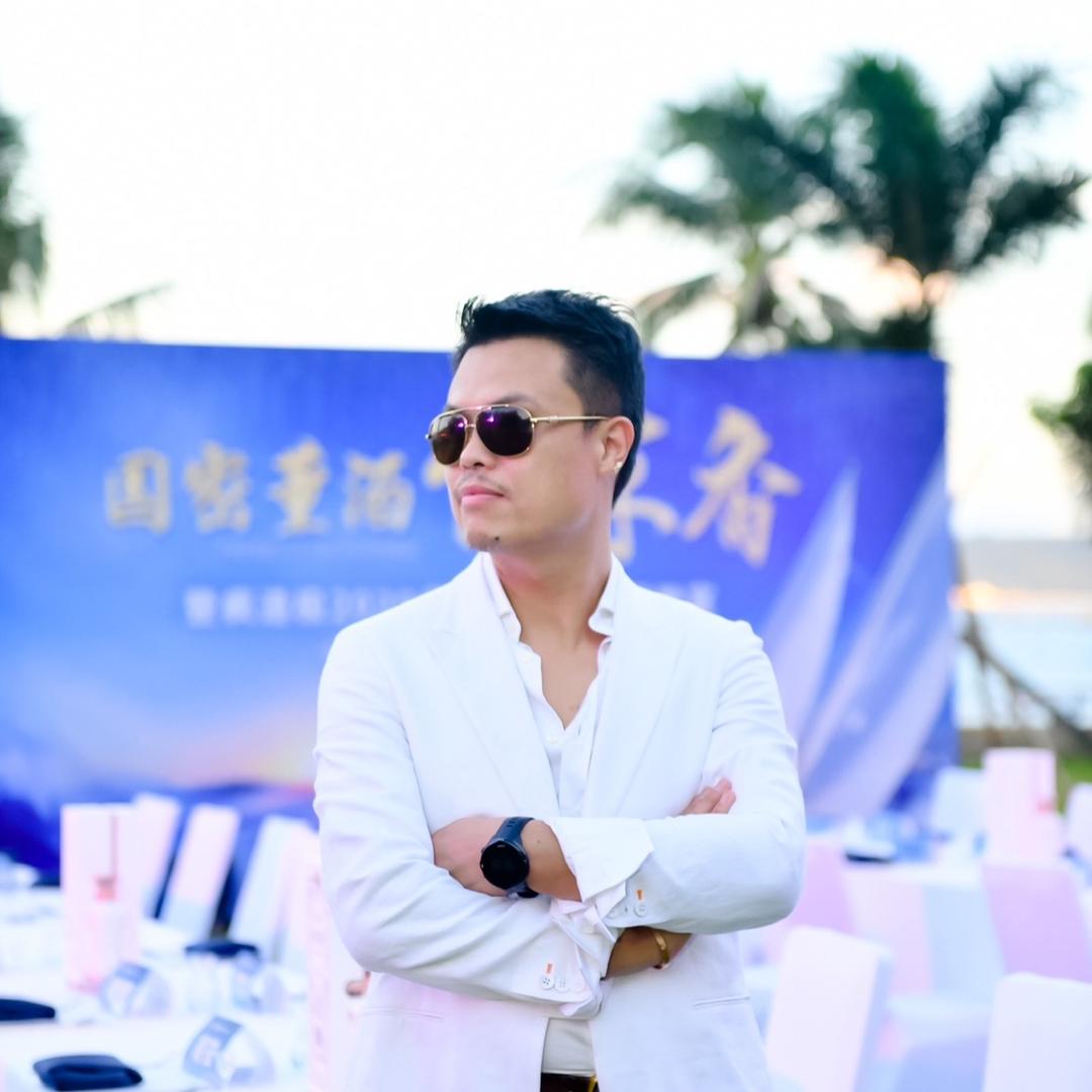 俊烨国际(向上的力量)
