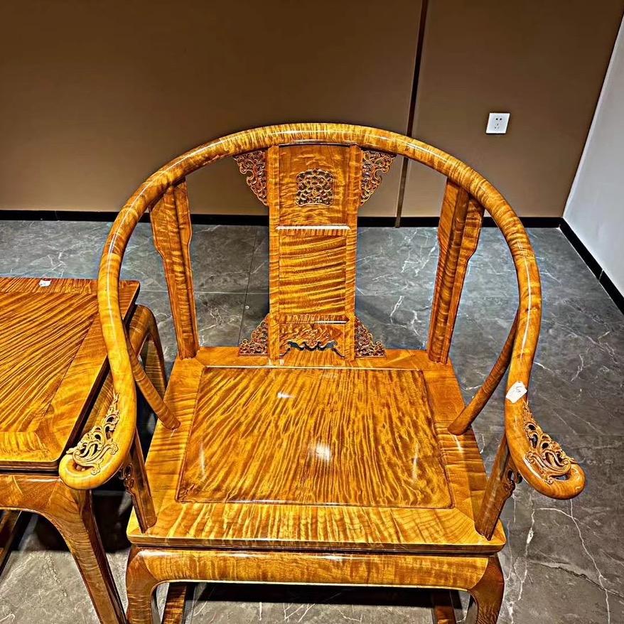 古艺金丝楠家具