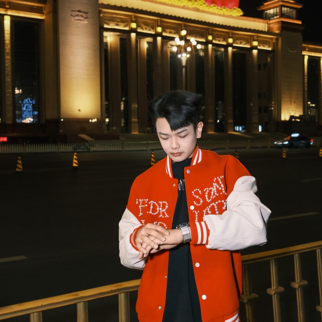 三生酒吧小橙（主页预约）