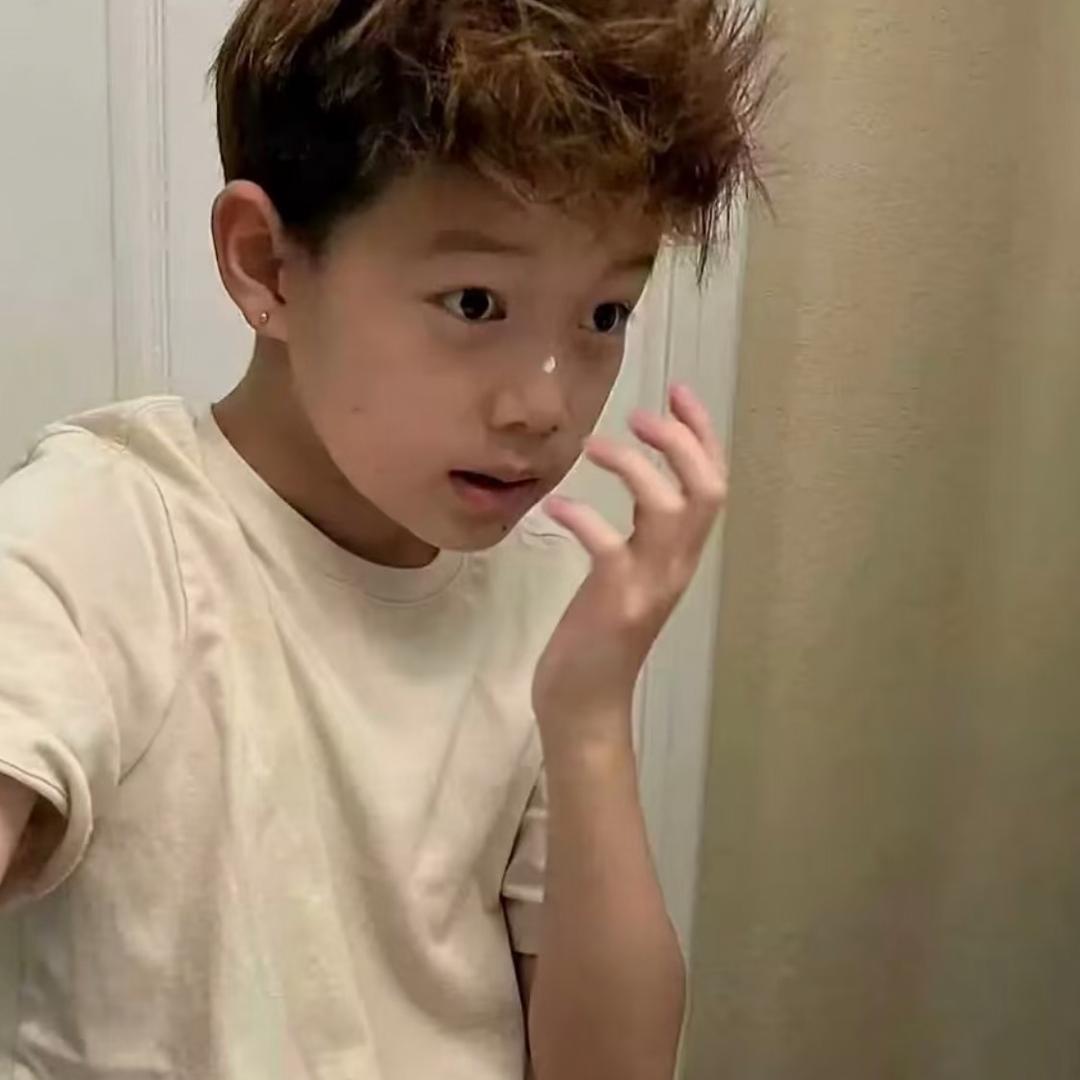 k K