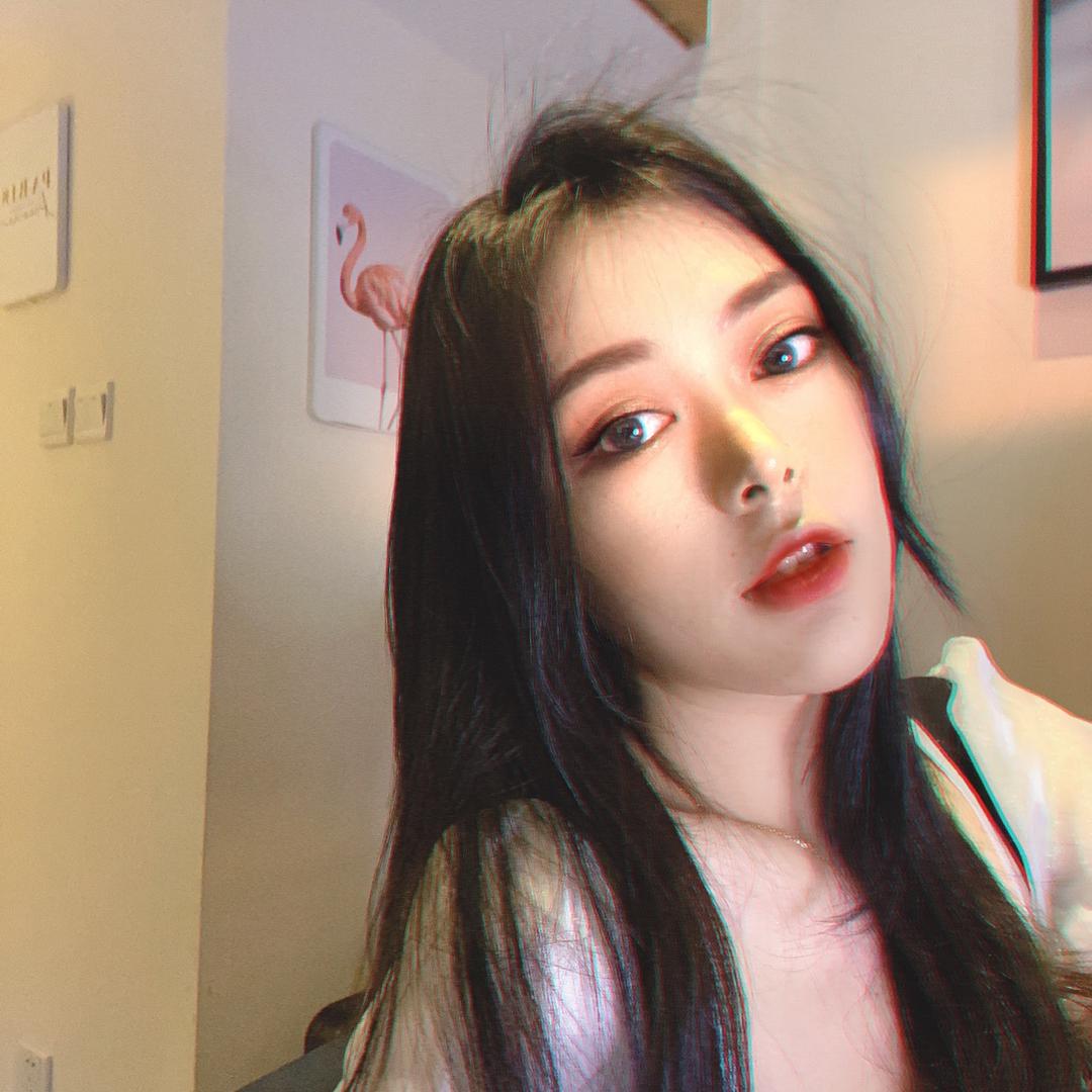 露娜娜