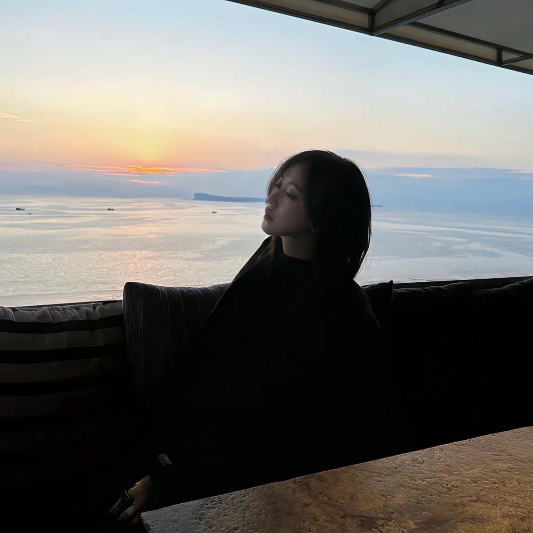 这里•HERE