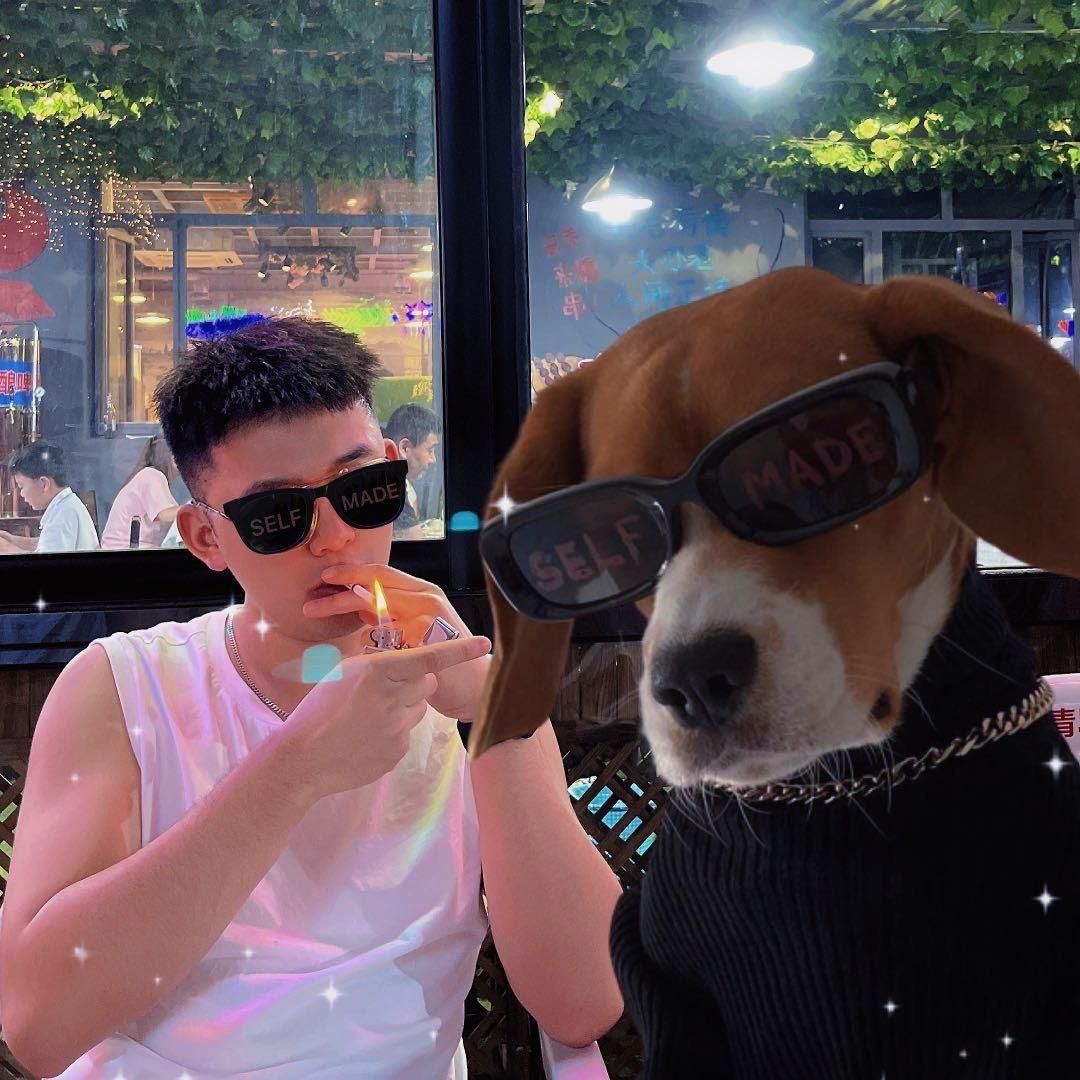 居然是巴盟小小