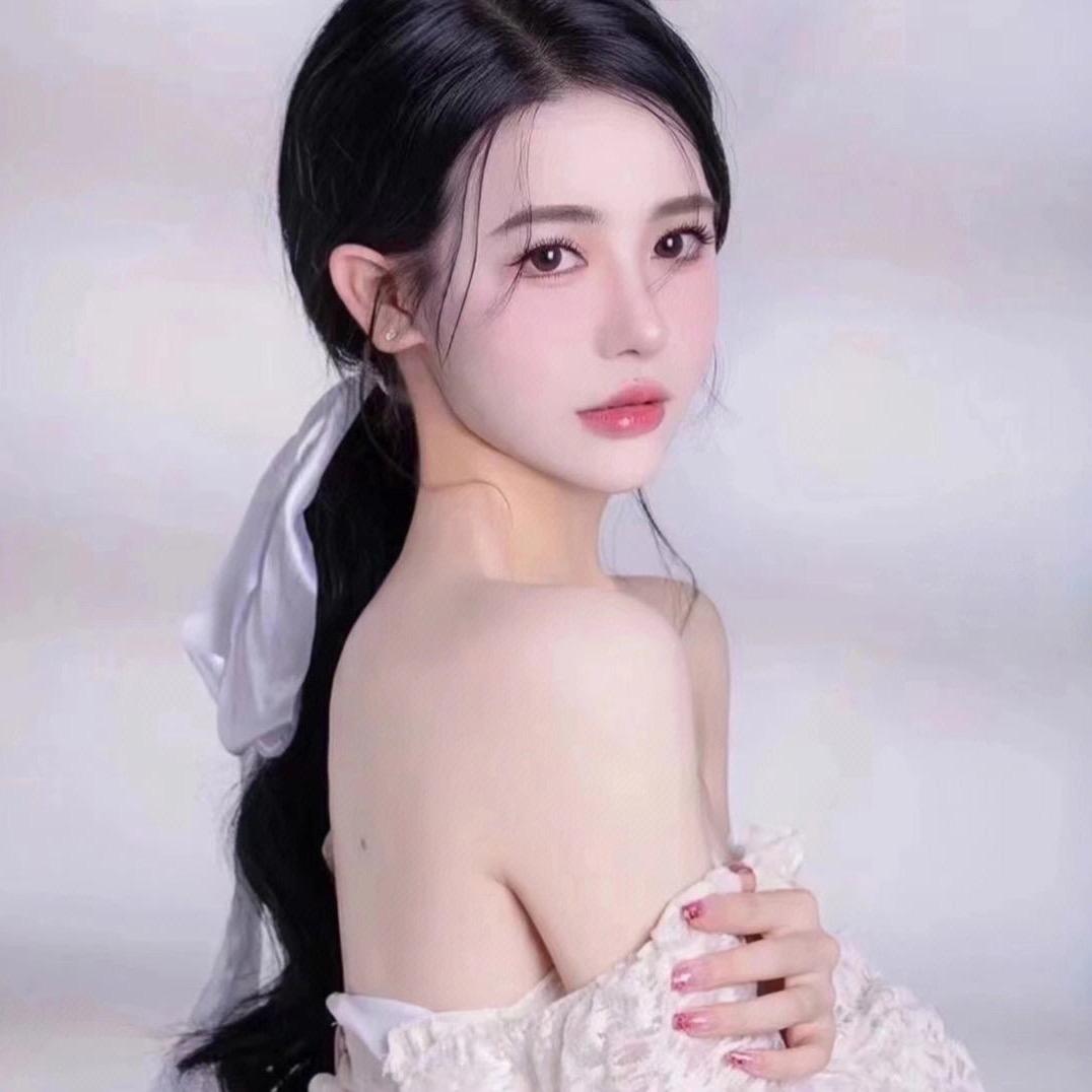 林依依💃