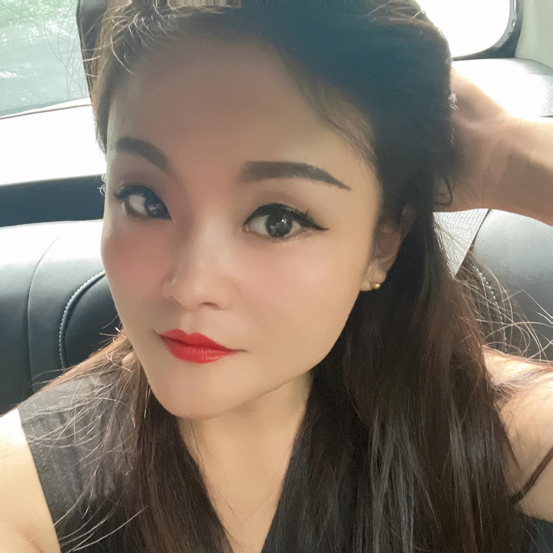 @小燕子服装店《橱窗有好物》