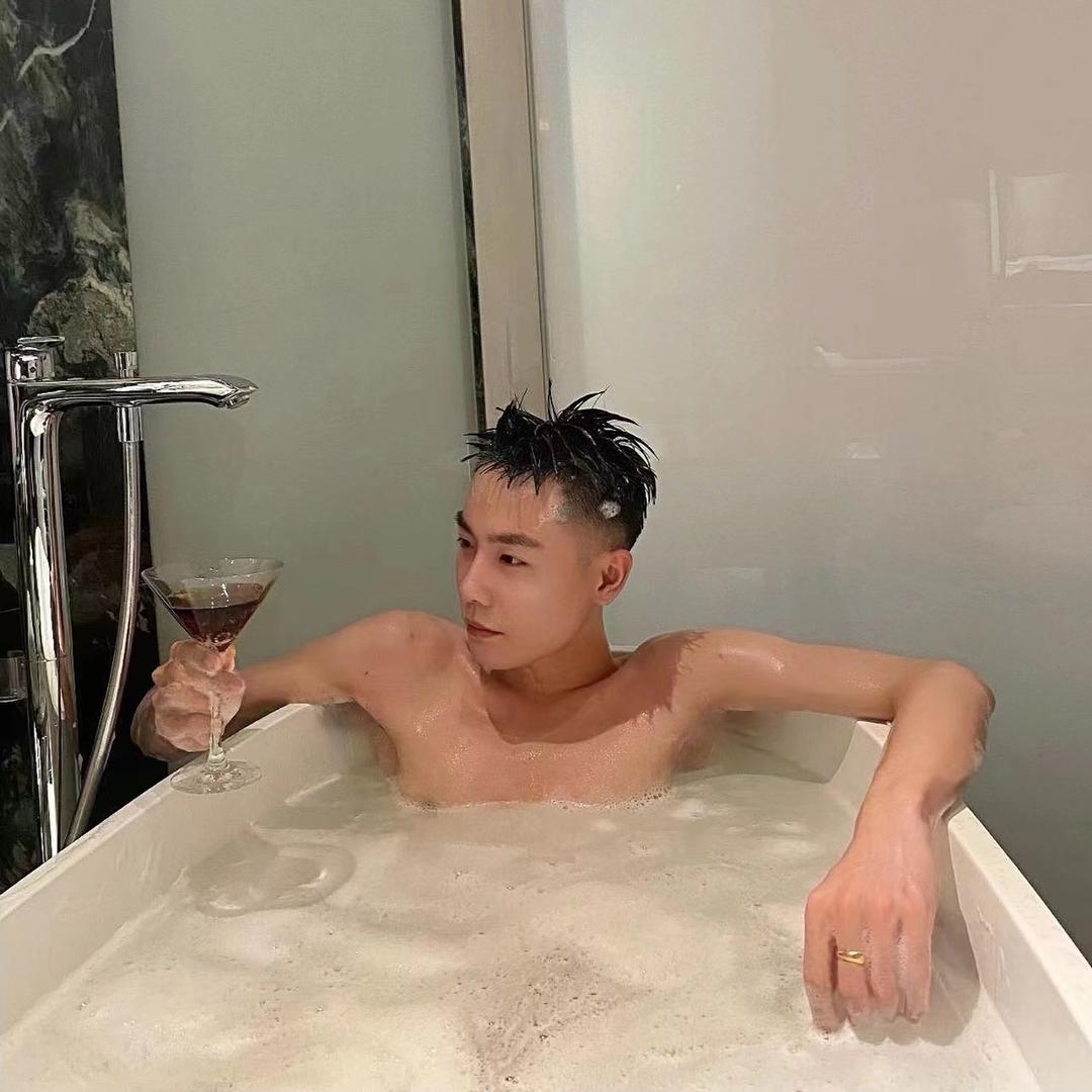 张哲豪