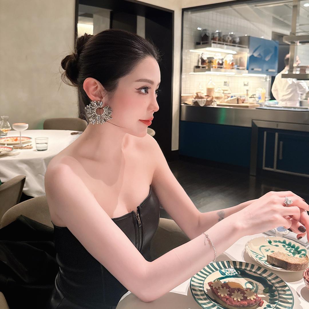 小啊婷🐱