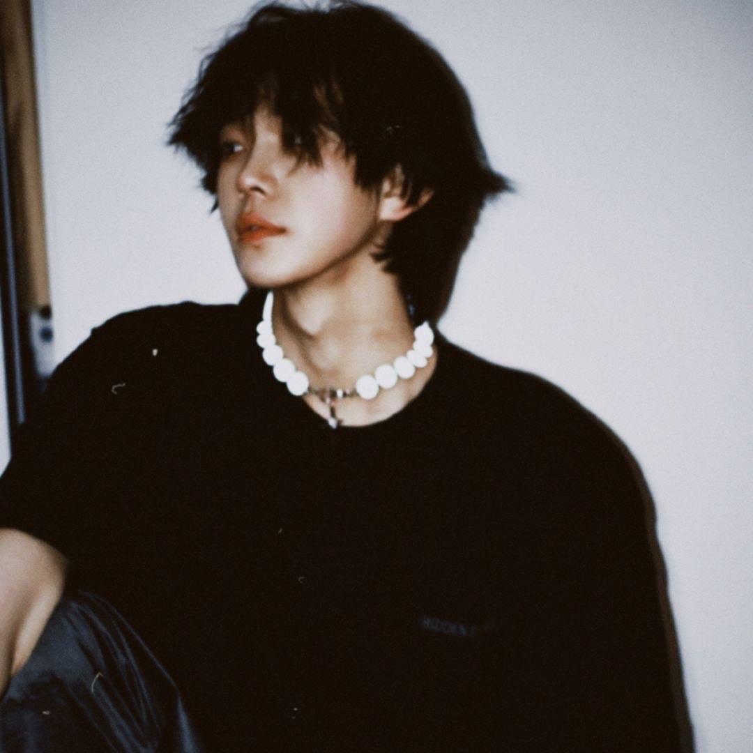 穿着开裆裤暴走