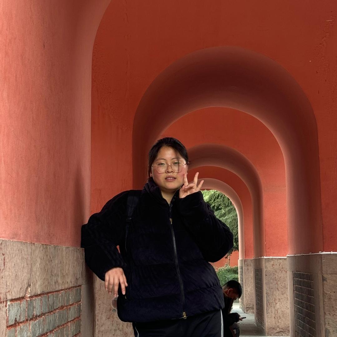 一个小胖子